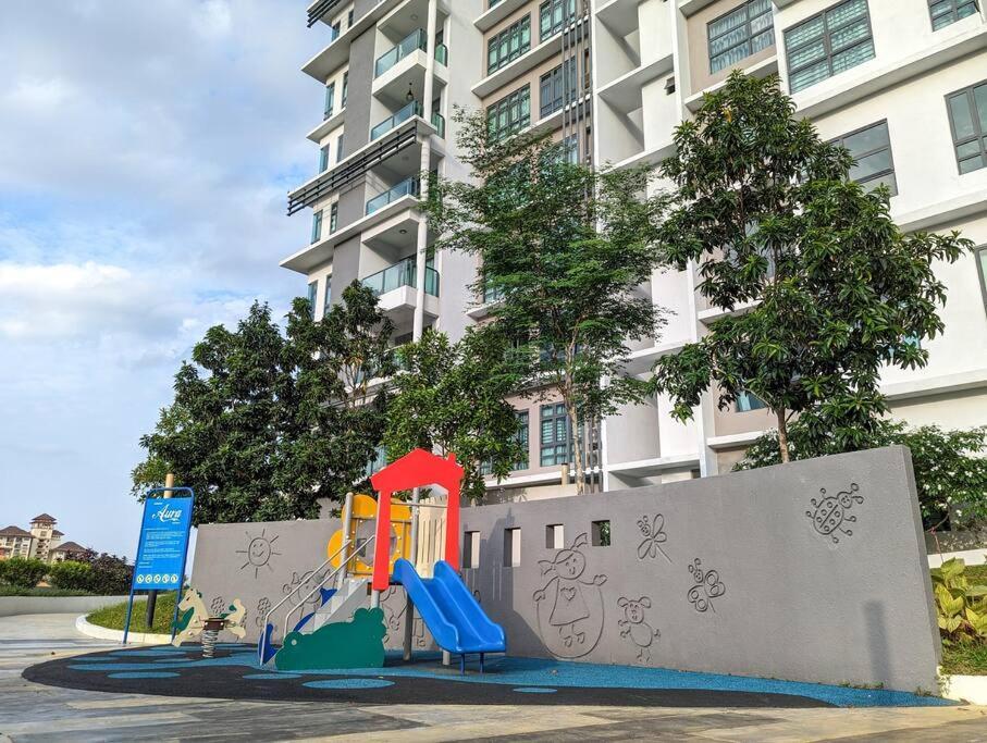 Az Homestay Putrajaya Ngoại thất bức ảnh